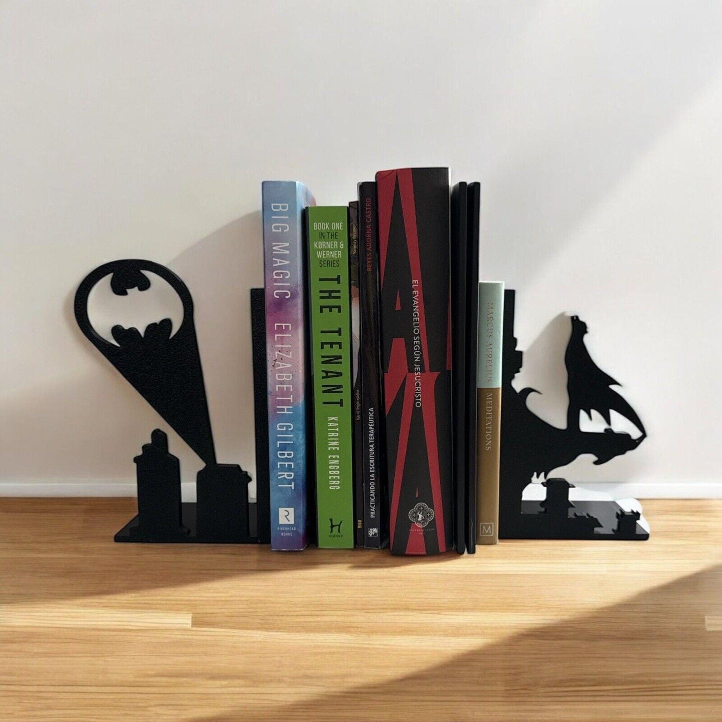 Creative Bookends for Good Readers. Enjoy the good decor in your home.