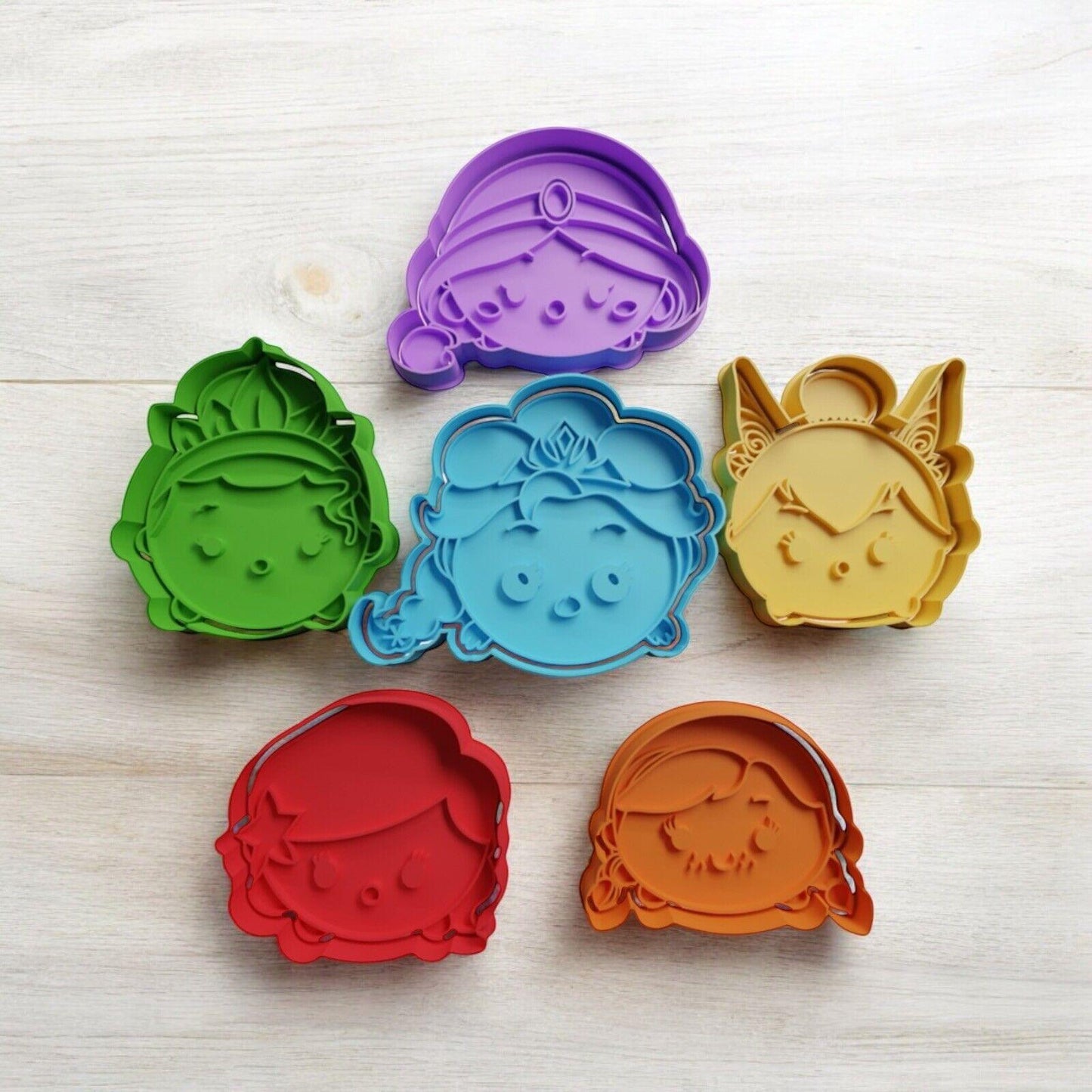 Cookie Cutter Set. Cookie Cutters. Set T