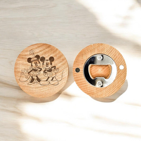 Classic Cartoon Couple Engraved Bottle Opener – Cute Gift for Vintage Love Fans