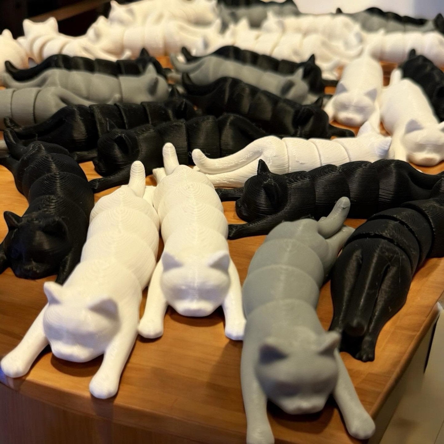 3D Cats For Top Desk Or Accessories. Really Cute And Flexible. Pack Of 3
