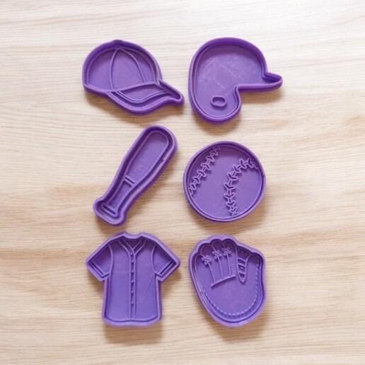 Beisbol Cookie Cutters Set. 6 Cookie Cutters fro Baisbol Lovers. Sports Cutters.