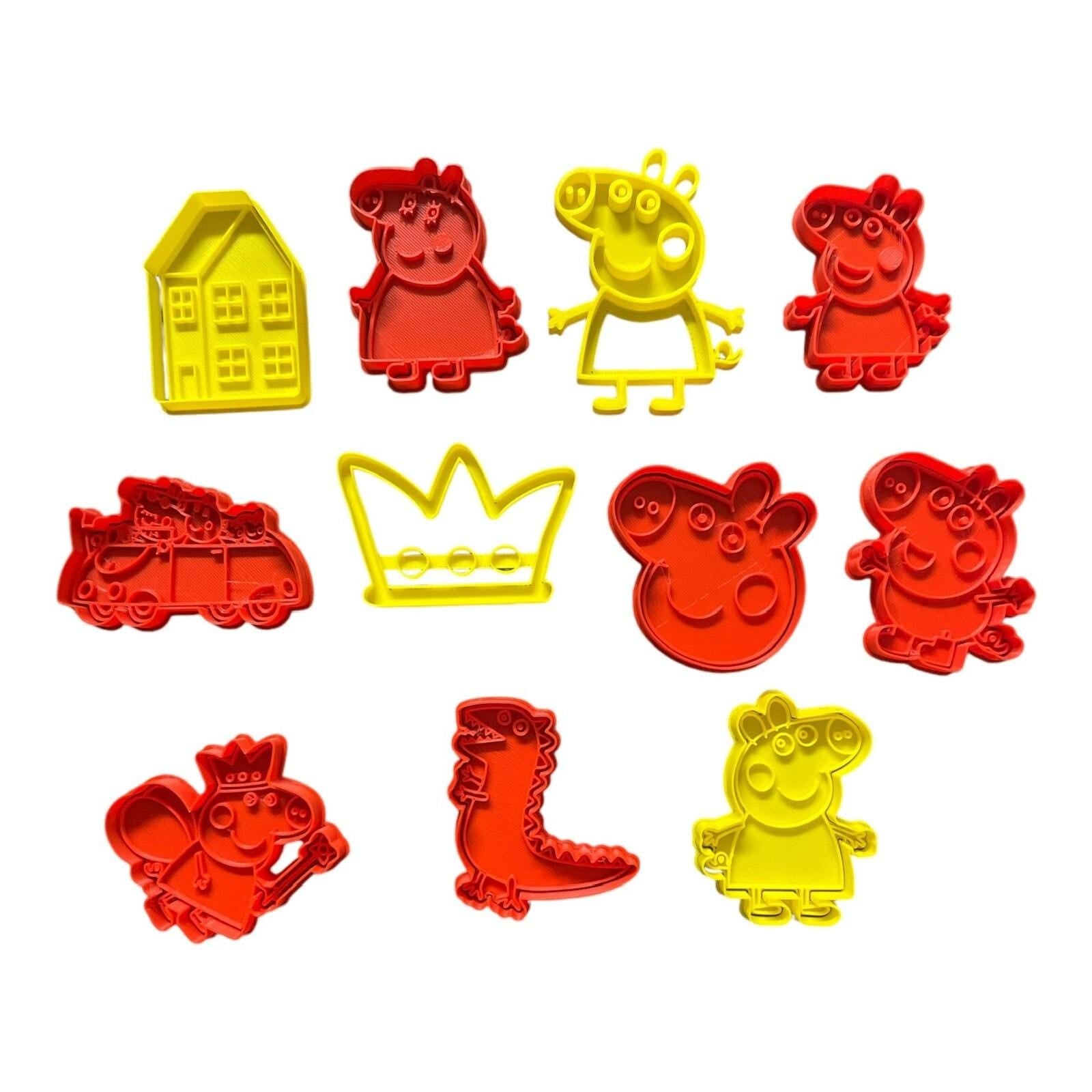 Cute Pig Family Cookie Cutters. Set - 11 Piece Animals friends